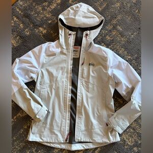 REI Women's Grey & White Gortex Rain Jacket